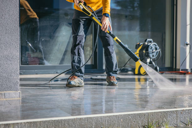 Trusted Crystal Lake, FL Pressure Washing Experts